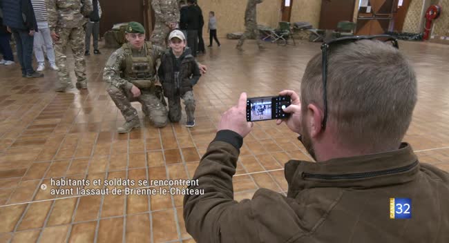 Familles et soldats ont pu partager un moment d'échange durant l'exercice militaire Orion.