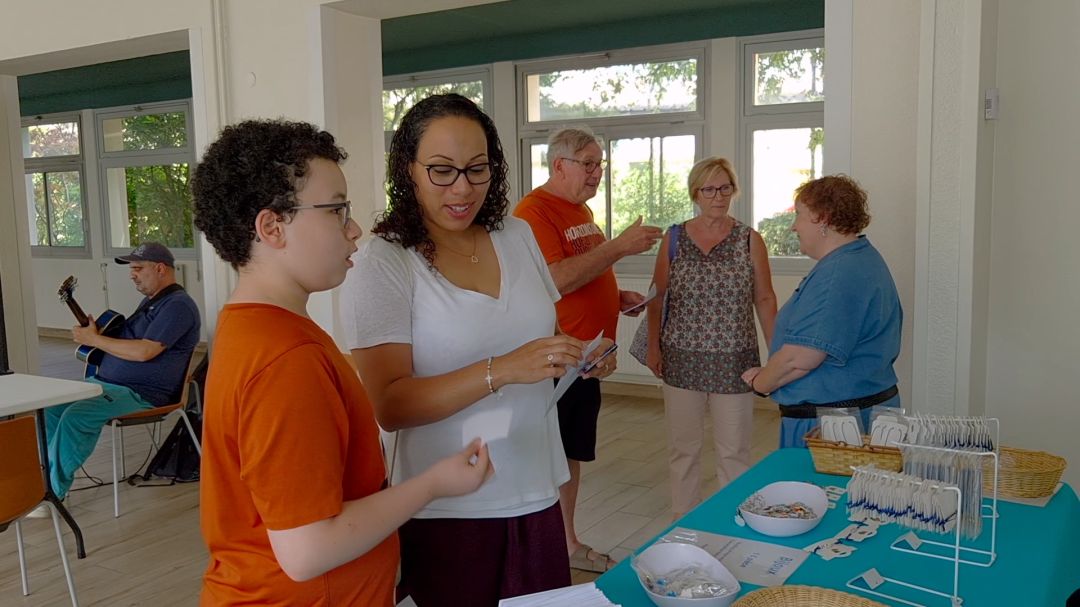 une opération de sensblisation menée par Autisme Aube à Sainte-Savine