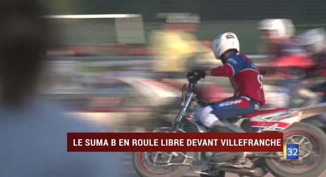 Pilote moto du Suma B en action lors du match contre Villefranche au stade Gaston Arbouin