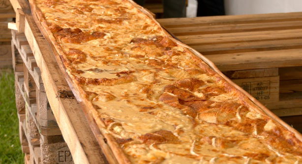 Tarte au Chaource géante : plus de 10 000 € récoltés pour l’association Vaincre la mucoviscidose
