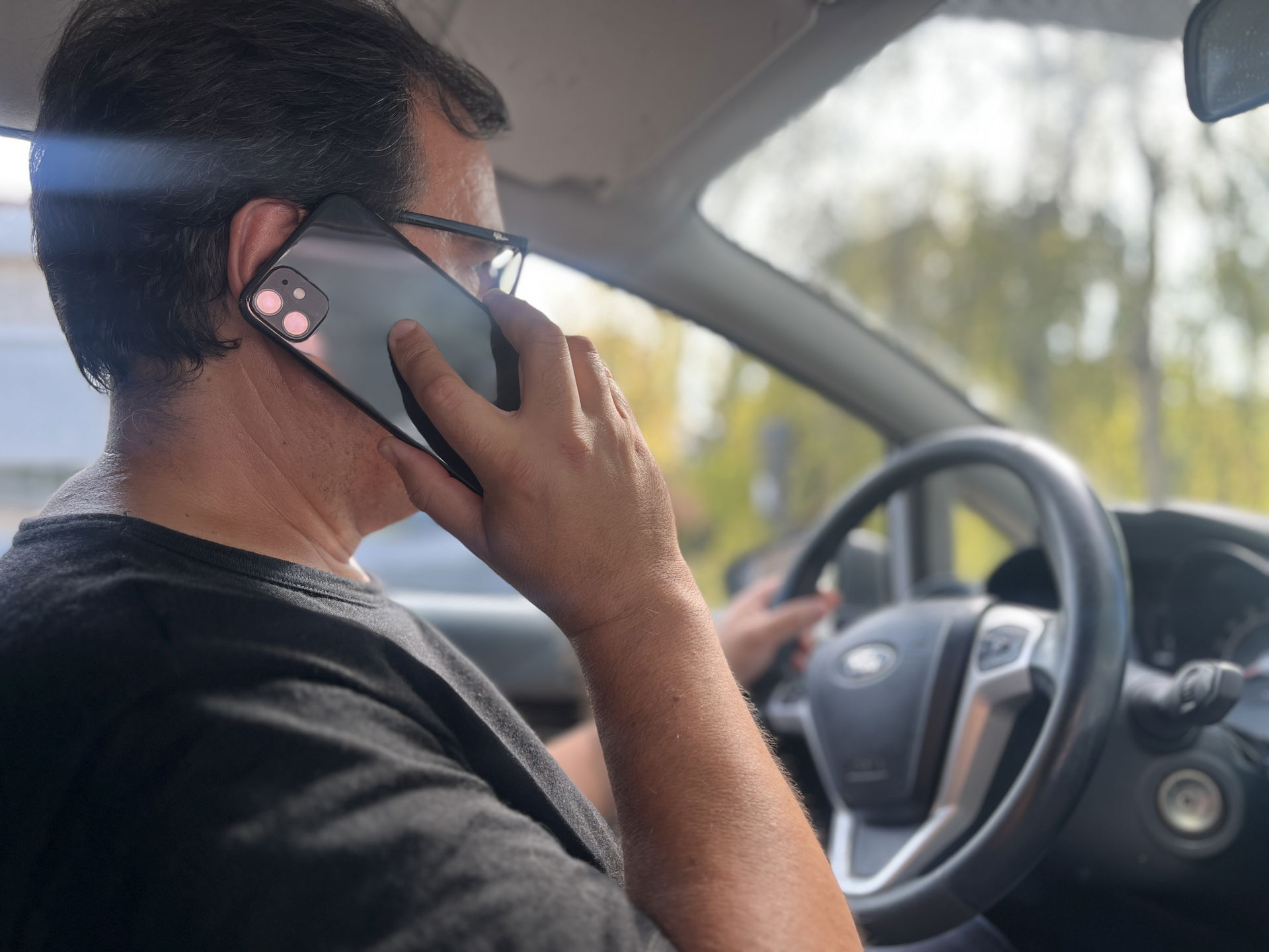 Téléphone au volant : vers la suspension du permis dans l’Aube